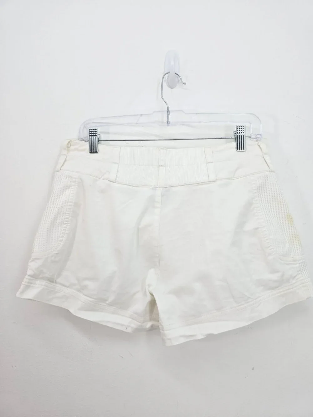 VTG 90s Y2K Women's Nike White horty Shorts Moisture Wicking Size 12 / 14